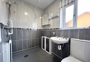 Photo 14- click for photo gallery